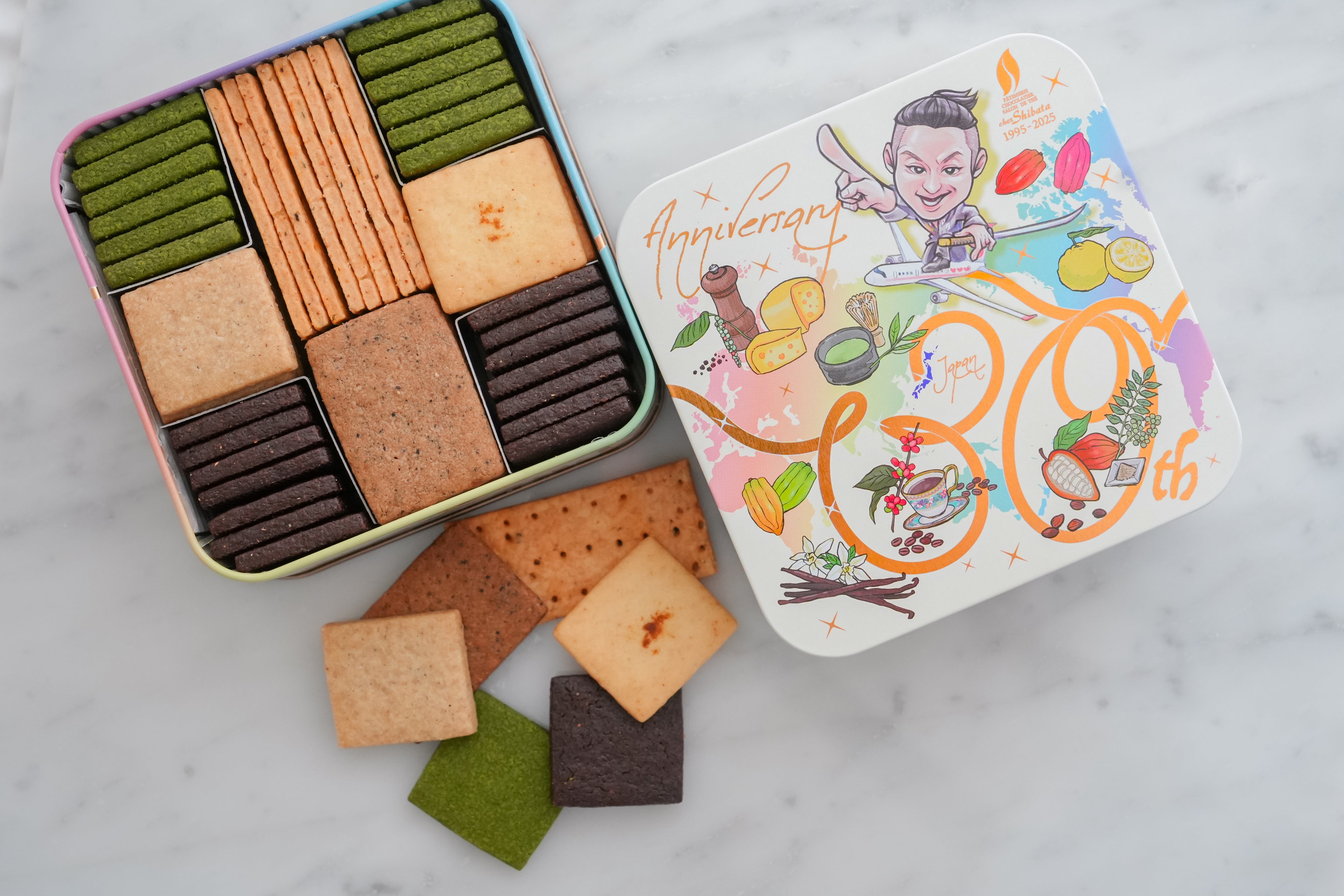 アニバーサリークッキー缶